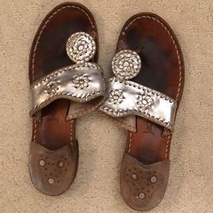 Jack Rogers silver - needs repair
